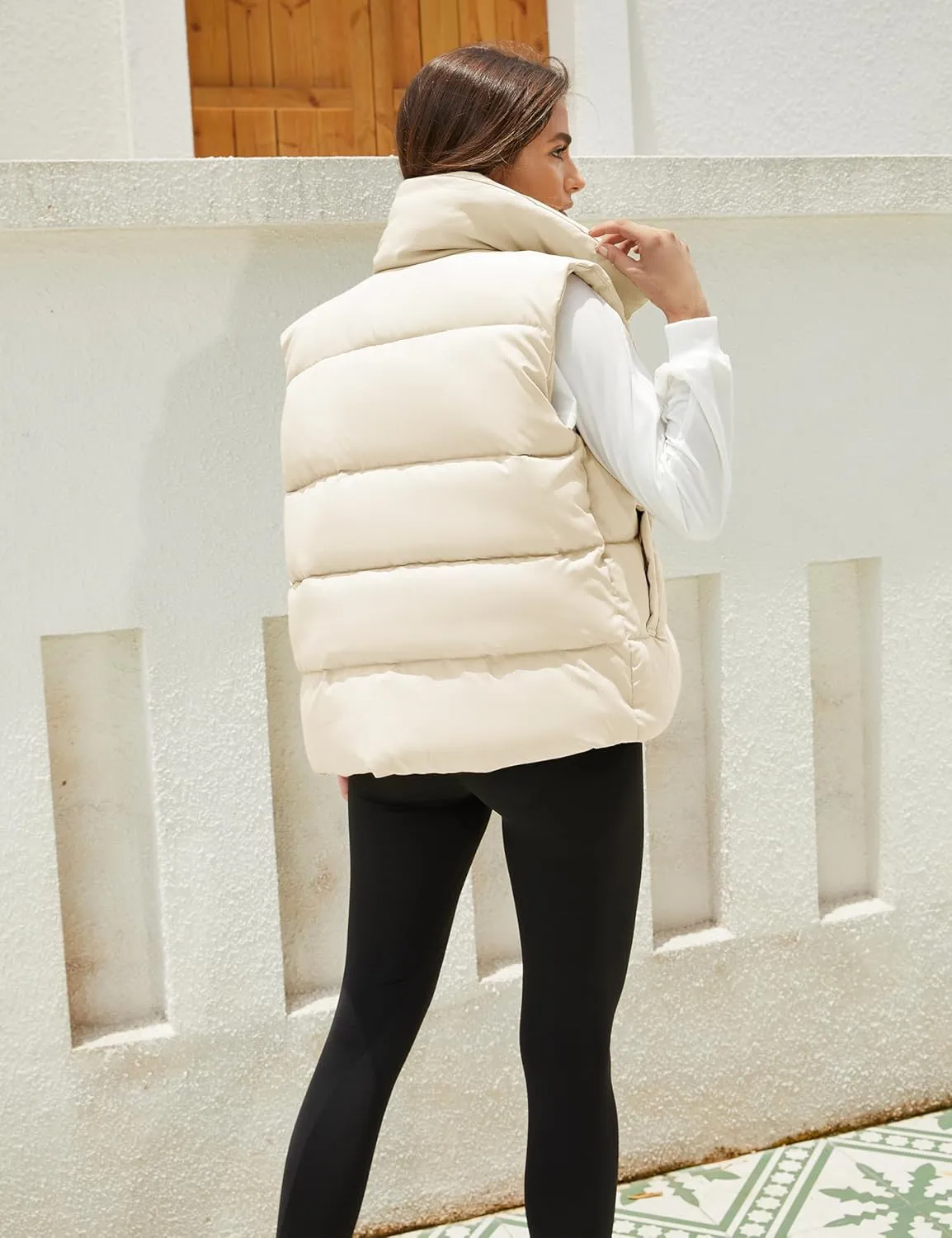 EsheSy Women's Puffer Vest Zip Up Sleeveless Lightweight Stand Collar Padded Gilet