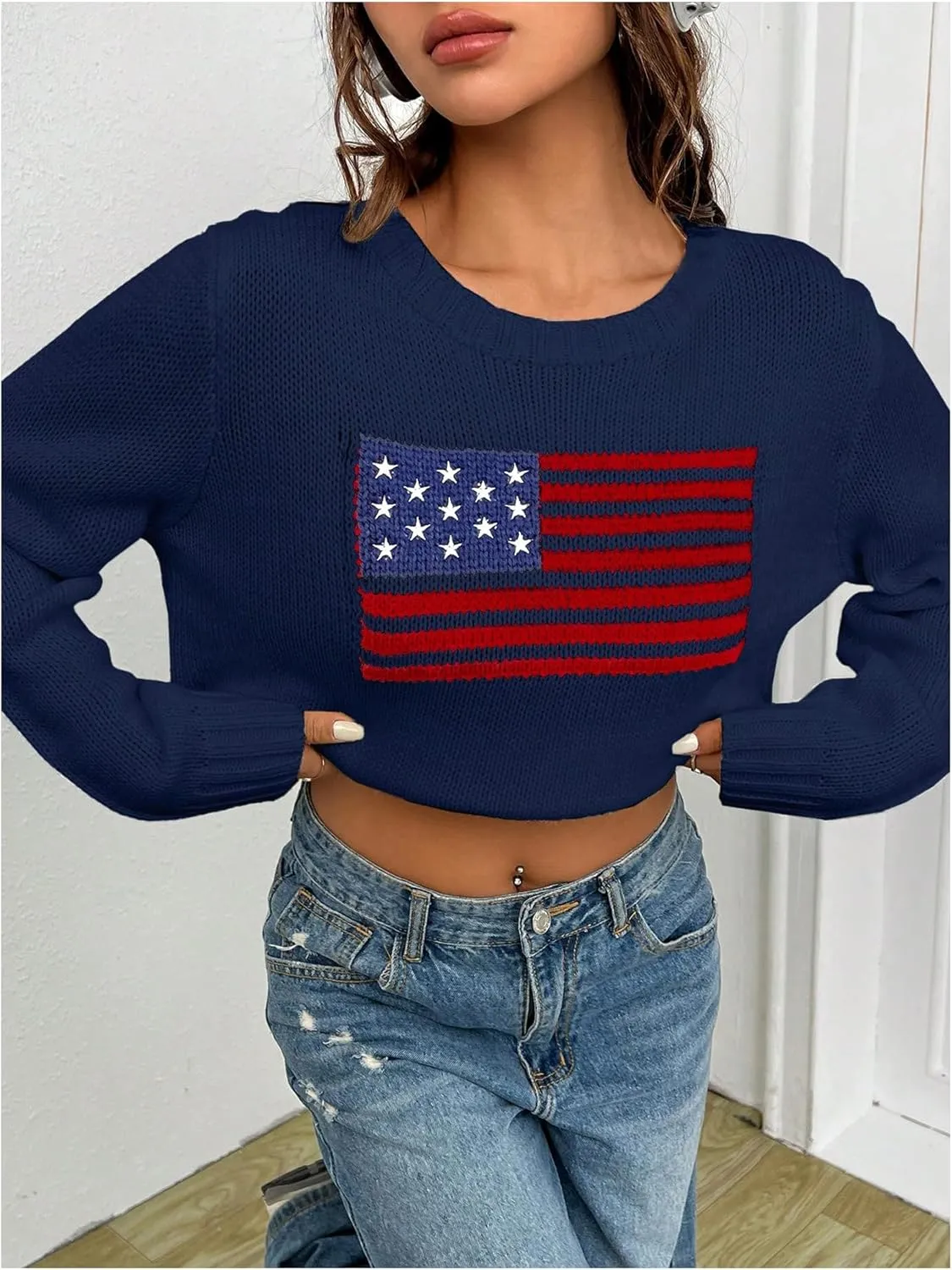GORGLITTER Women's American Flag Graphic Long Sleeve Sweater Knit Round Neck Pullover Top