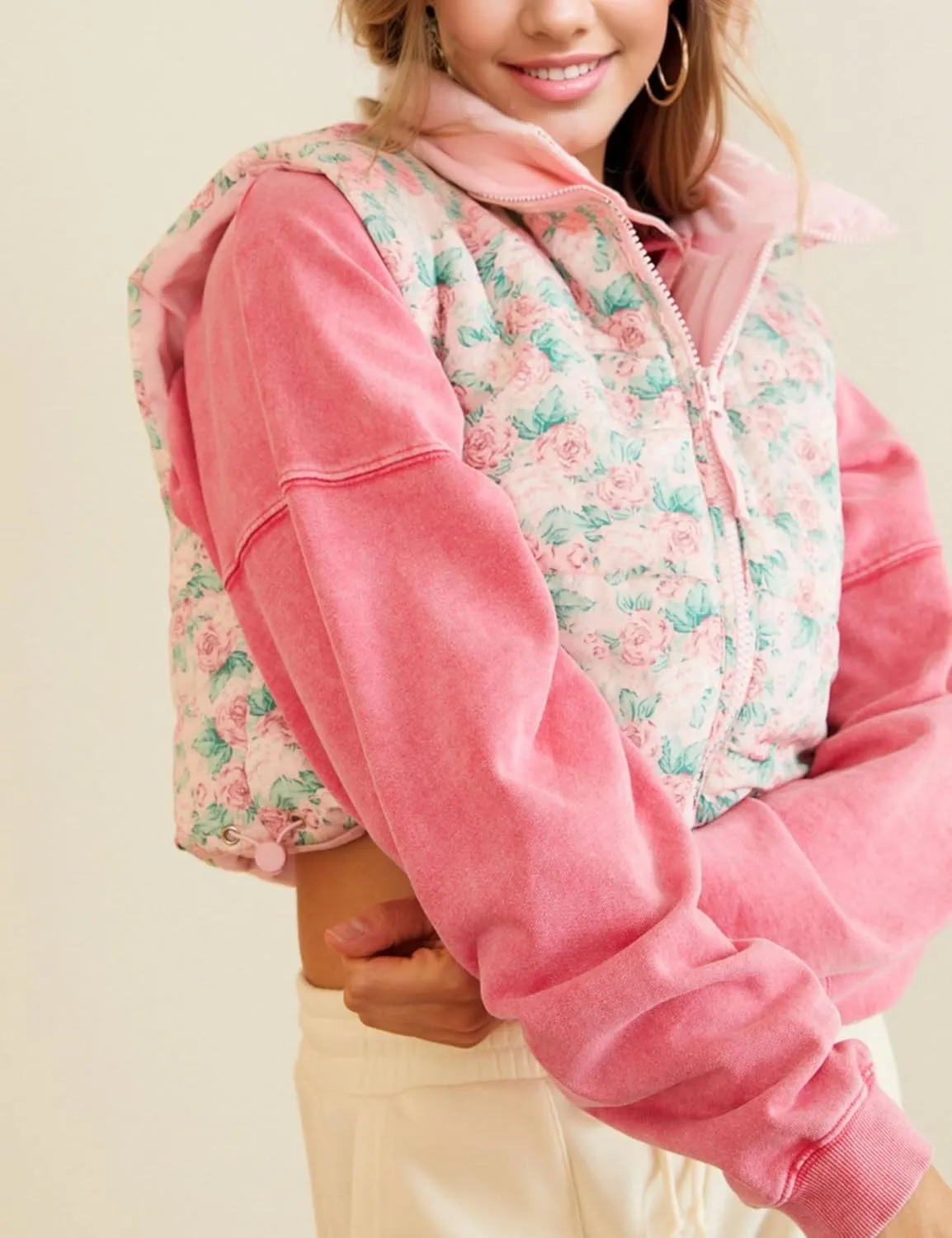 InterNos Womens Cropped Floral Print Puffer Vest Lightweight Stand Collar Zip up Sleeveless Winter Padded Coats