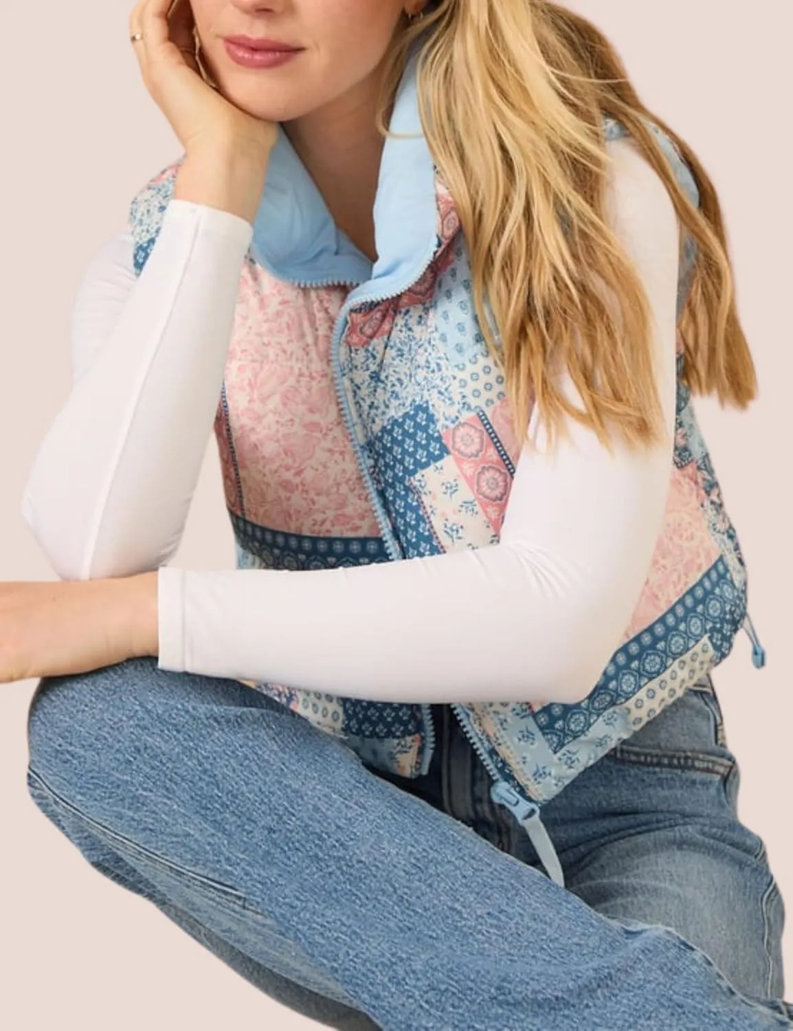 InterNos Womens Cropped Floral Print Puffer Vest Lightweight Stand Collar Zip up Sleeveless Winter Padded Coats