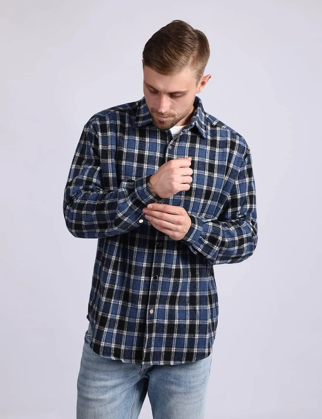 Locachy Men's Casual Cotton Plaid Shirts Long Sleeve Button-Down Flannel Overshirt Jacket