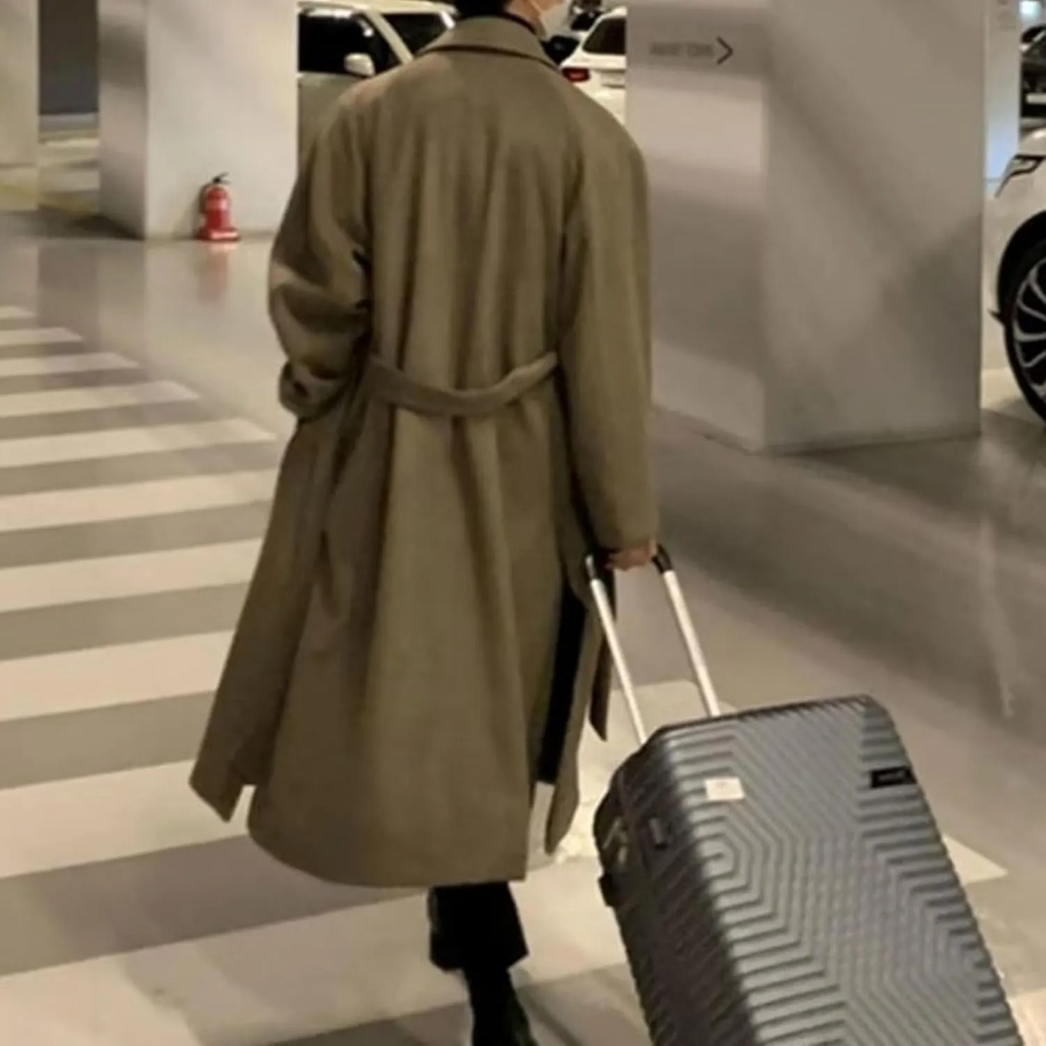 Mens Oversized Trench Coat Notched Lapel Long Jacket Wool Blend Pea Coat Full Length Windbreaker Winter Overcoat