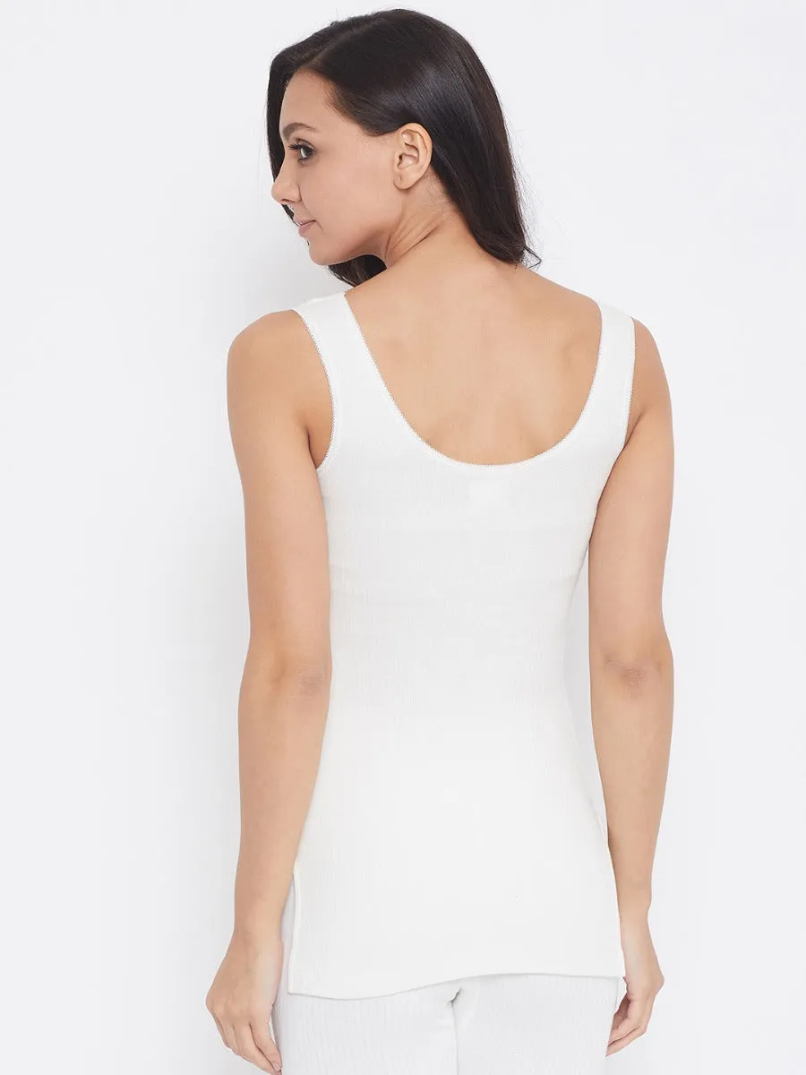 Neva Velveti Deep Scoop Neck Sleeveless Warmer/Thermal Upper for Women