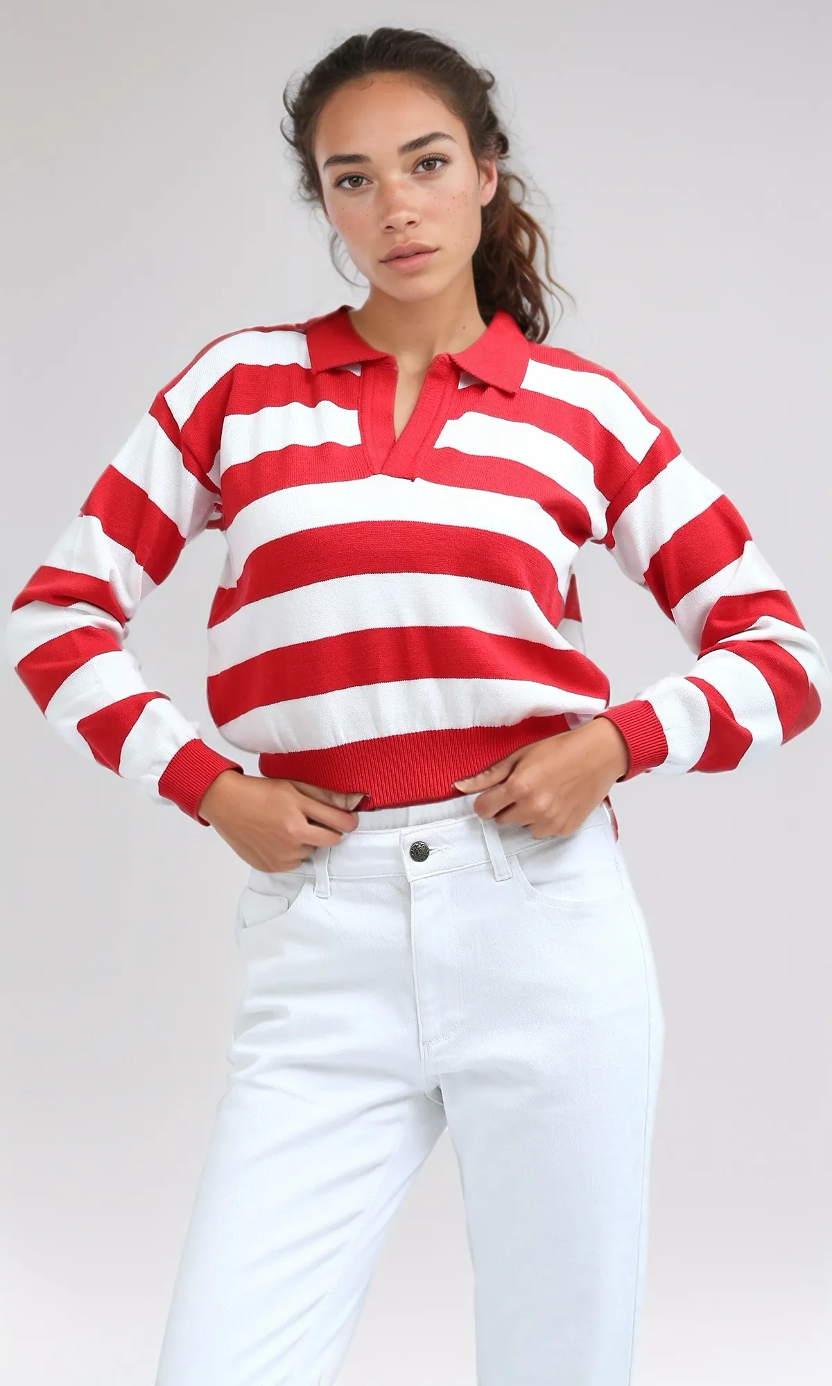 O198701 - Deep V-Neck Slip On Red & White Knitted Pullover