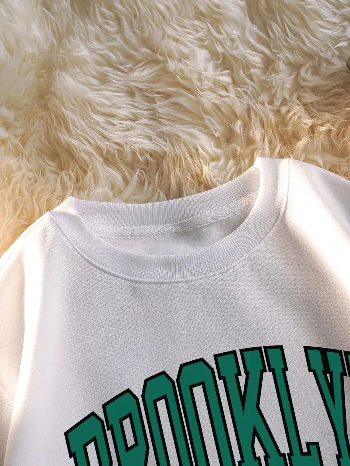 SHENHE Men's Oversized Crew Neck Graphic Letter Long Sleeve Sweatshirt Pullover Top