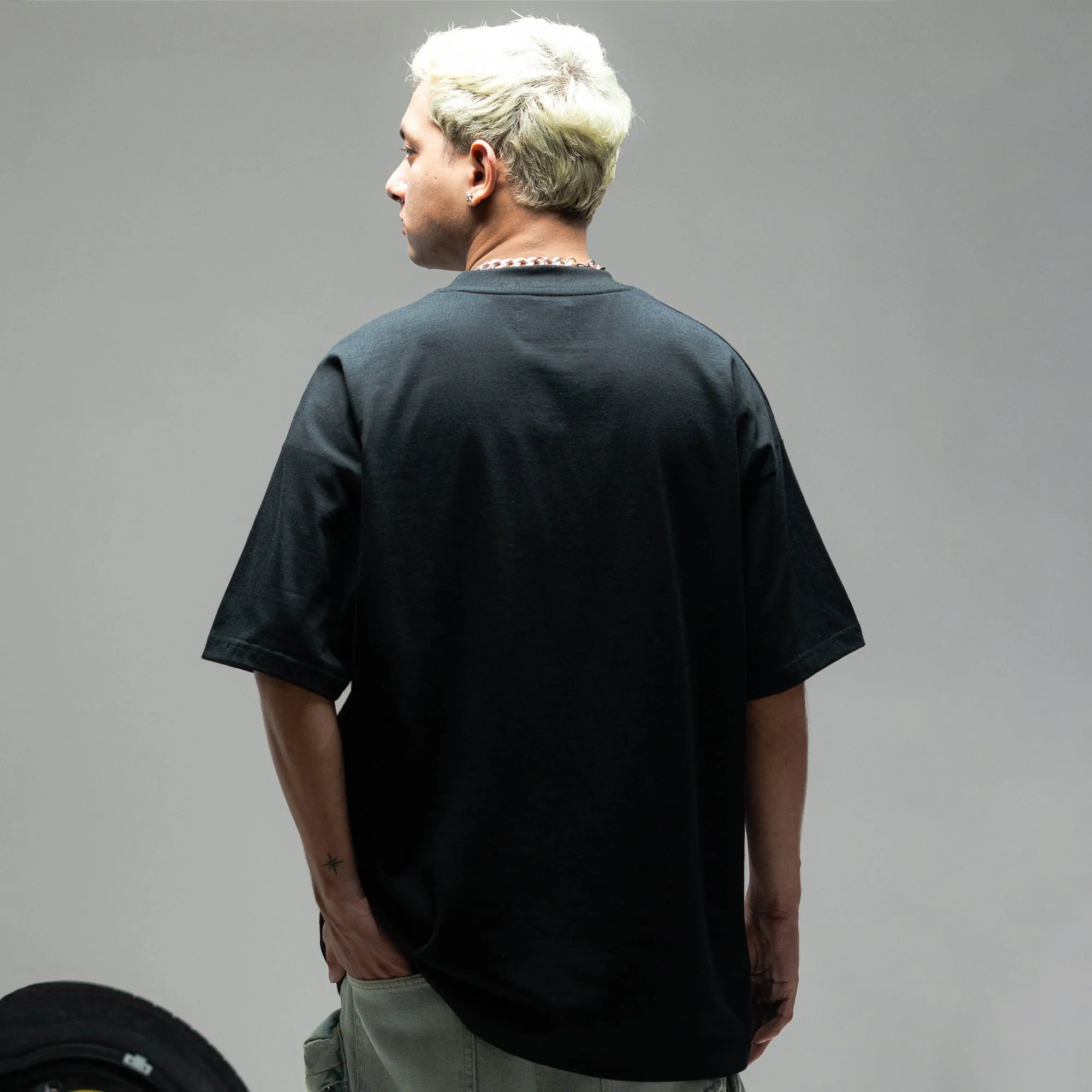 Superkicks | SUPER FLAMES TEE  { BLACK