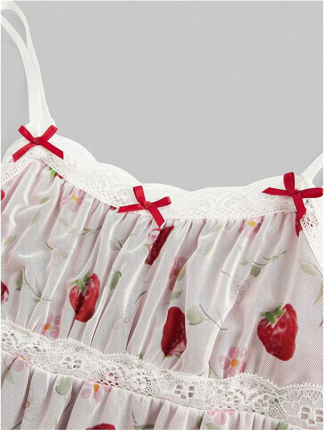 WDIRARA Women's Plus Size Strawberry Print Cami Top Mesh Camisole Lace Peplum Tops