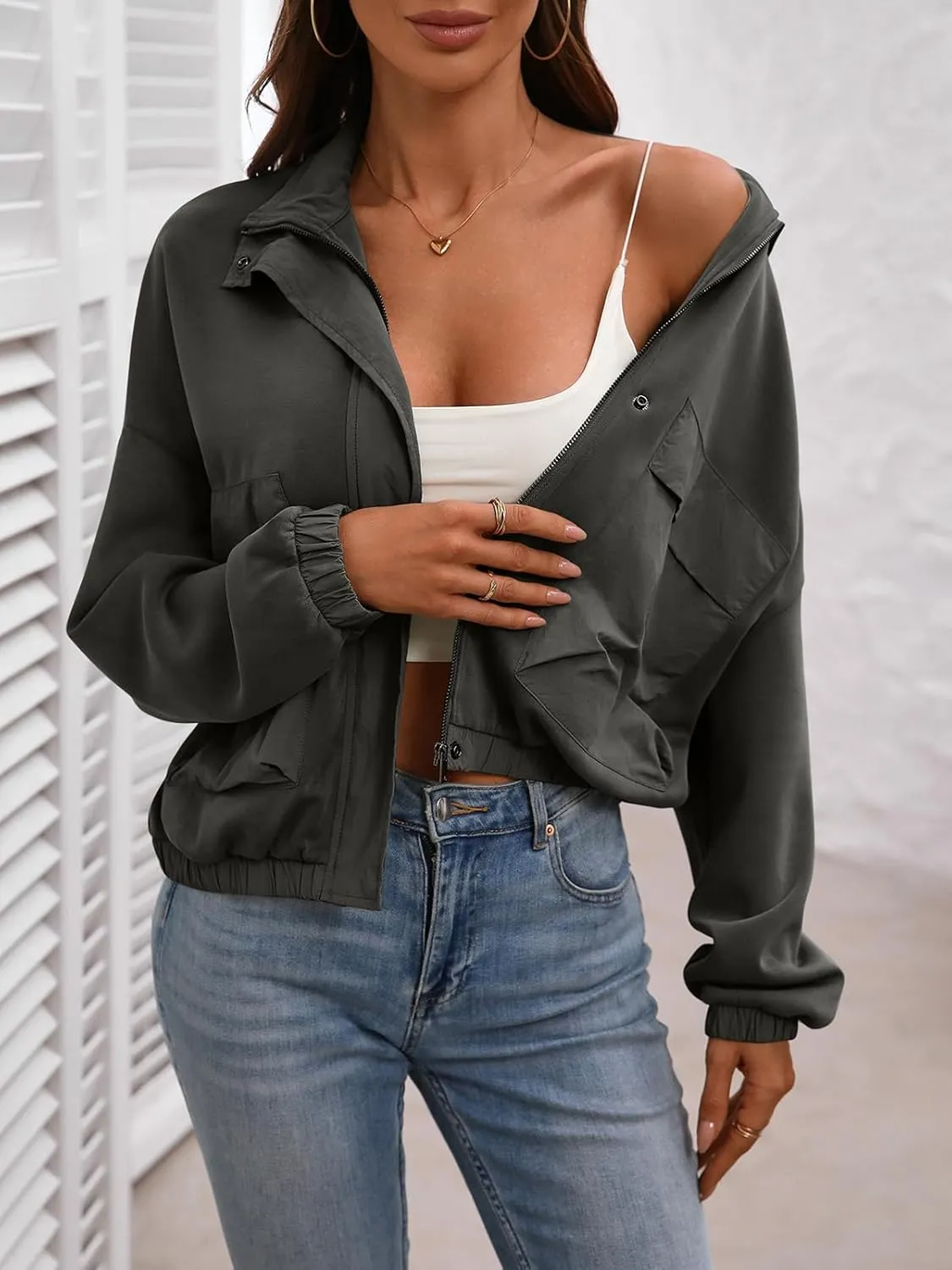 Women's Cropped Oversized Safari Jackets Zip Up Stand Collar Neck Long Sleeve Utility Anorak jacket with Pocket