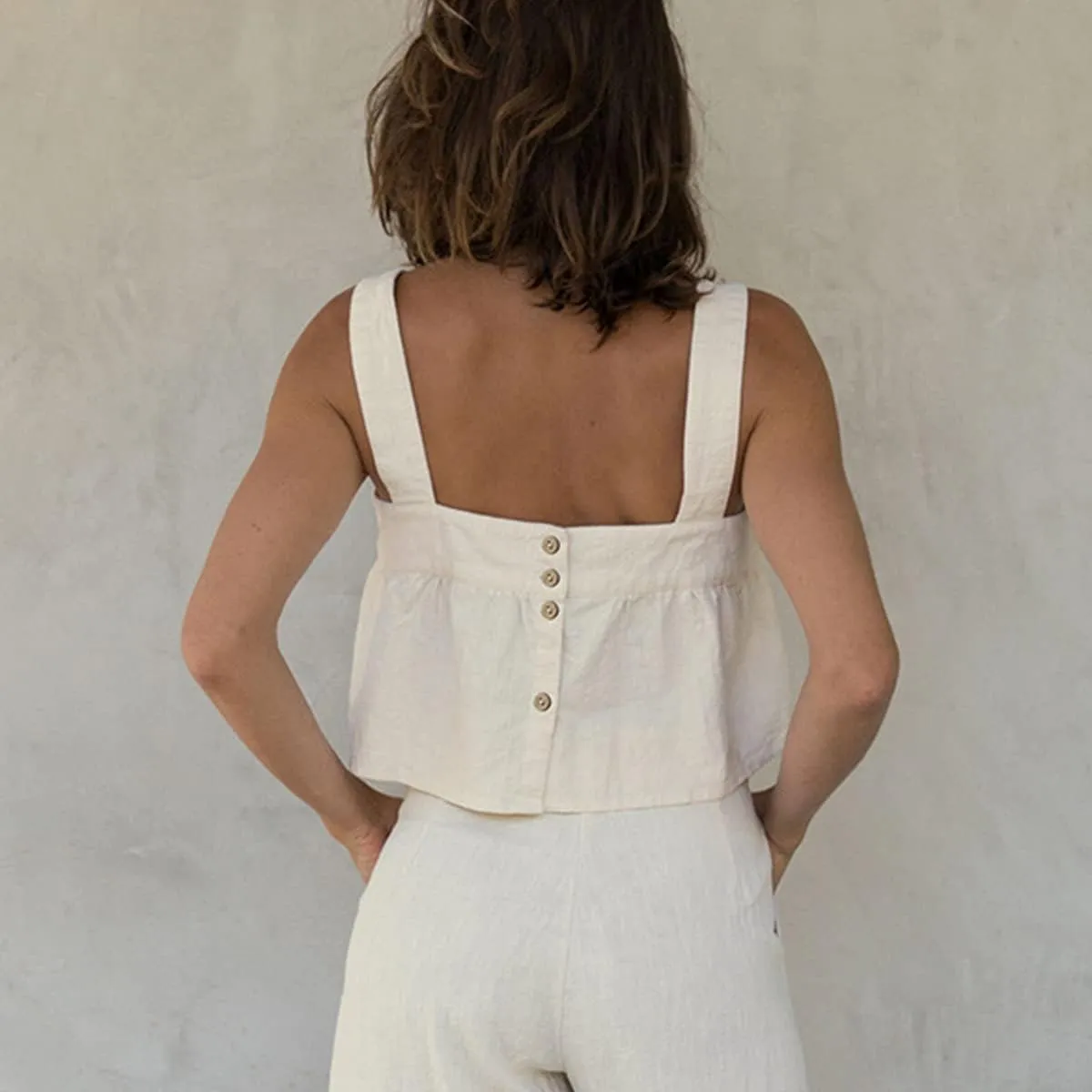 Women's Square Neck Peplum Ruffle Hem Sleeveless Babydoll Crop Tank Top Camisole