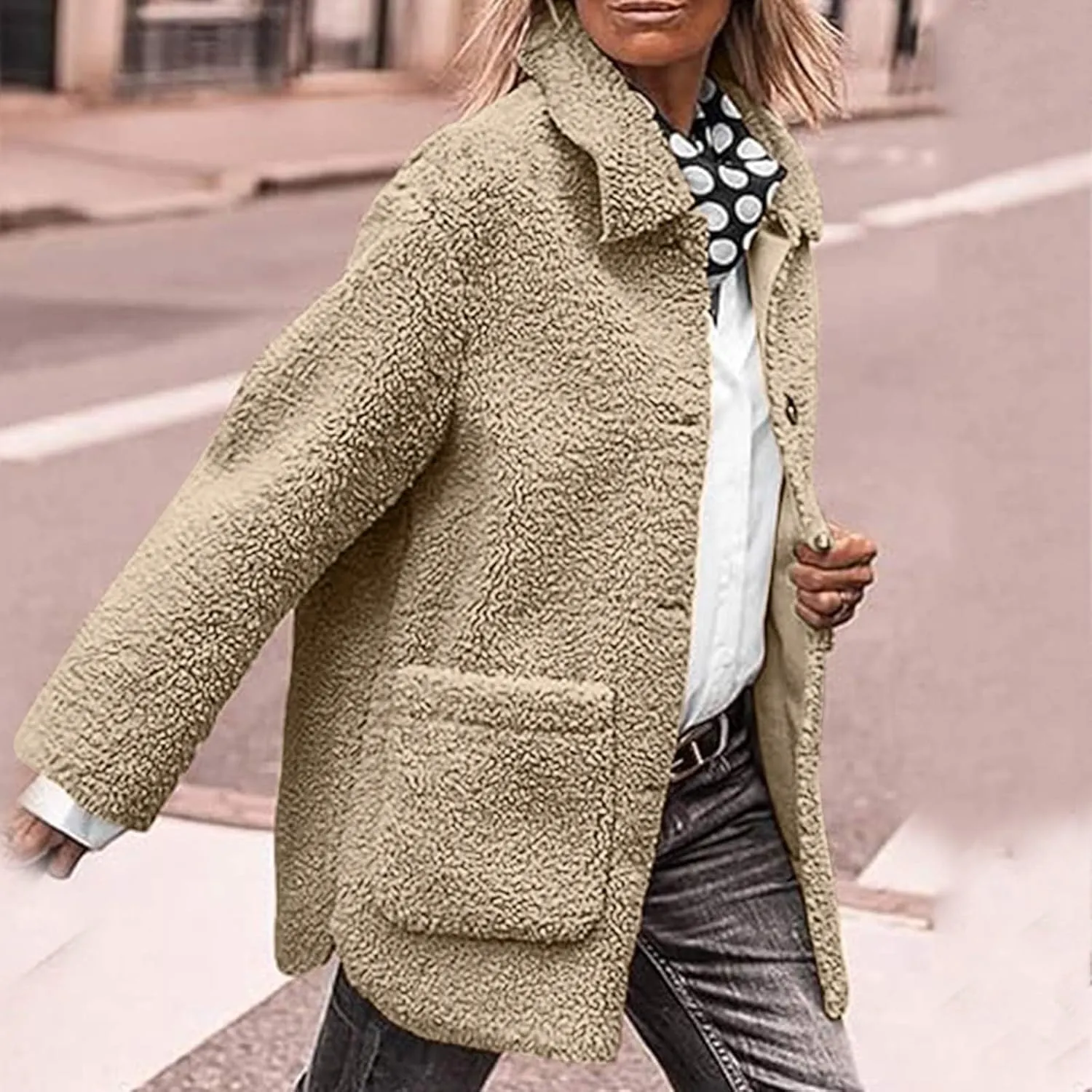 Womens Winter Coats Lapel Button Down Sherpa Jacket Long Sleeve Faux Fur Coats Fleece Jacket Outerwear with Pockets
