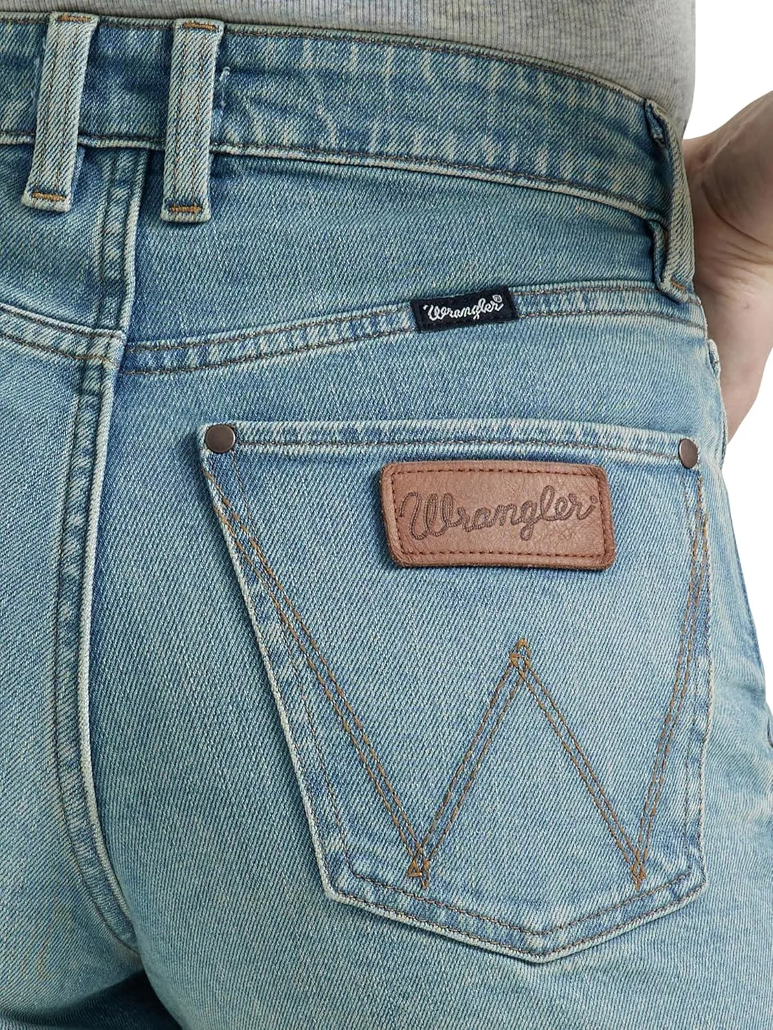 Wrangler Women's Retro Cowboy High-Rise Shorts
